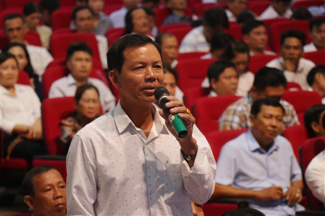 UBND tỉnh Bạc Liêu đối thoại nhiều vấn đề nóng với nông dân ảnh 2