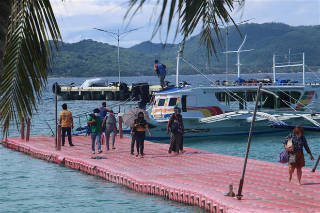 Philippines mở cửa đón nhà đầu tư, Ấn Độ nới quy định nhập cảnh ảnh 1