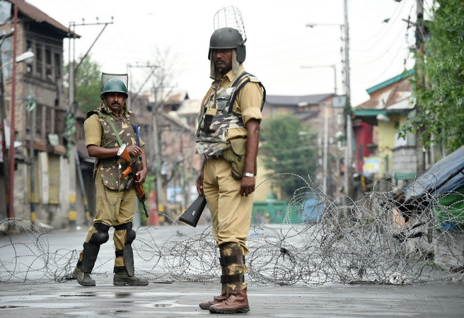 Pakistan triệu tập đại diện Ấn Độ để phản đối vụ nổ súng qua biên giới ảnh 1