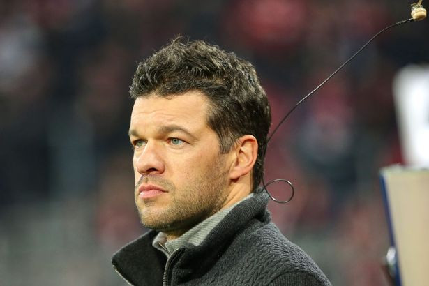 Cựu tuyển thủ Đức Michael Ballack chỉ ra điểm yếu của Tam Sư ảnh 1