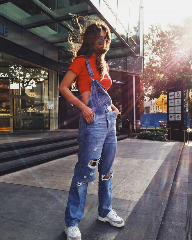 Kỳ Duyên và dàn sao Việt khoe street style ngập tràn hàng hiệu ảnh 11