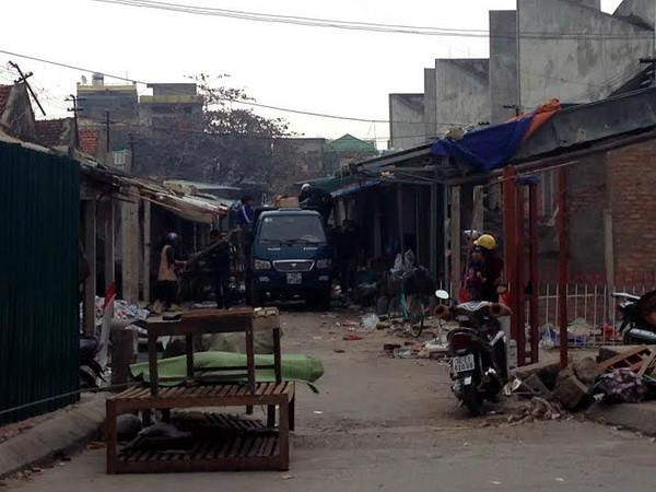 Quảng Ninh: Cưỡng chế trường hợp không di chuyển khỏi chợ Hải Hà ảnh 1