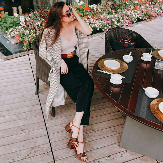 Thanh Hằng, Hồ Ngọc Hà và dàn sao Việt chất lừ với họa tiết kẻ ảnh 1