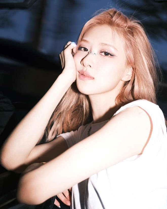 6 kiểu trang điểm để "bung lụa" hết mình cùng thần tượng BlackPink ảnh 2