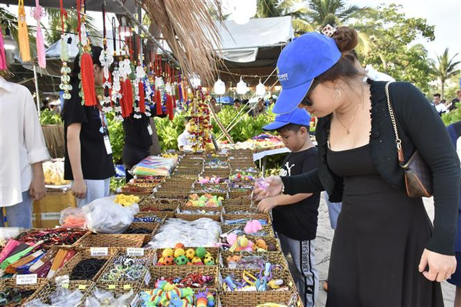 Bà Rịa-Vũng Tàu giới thiệu đến du khách nhiều sản phẩm du lịch ảnh 1