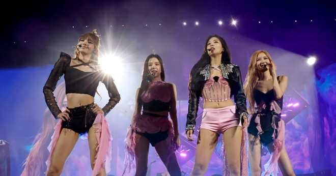 Học lỏm 4 công thức phối đồ của các nàng thần tượng quốc dân BlackPink ảnh 2