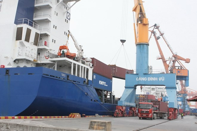 Hải Phòng gấp rút giải quyết hàng tồn đọng qua các cảng ảnh 1