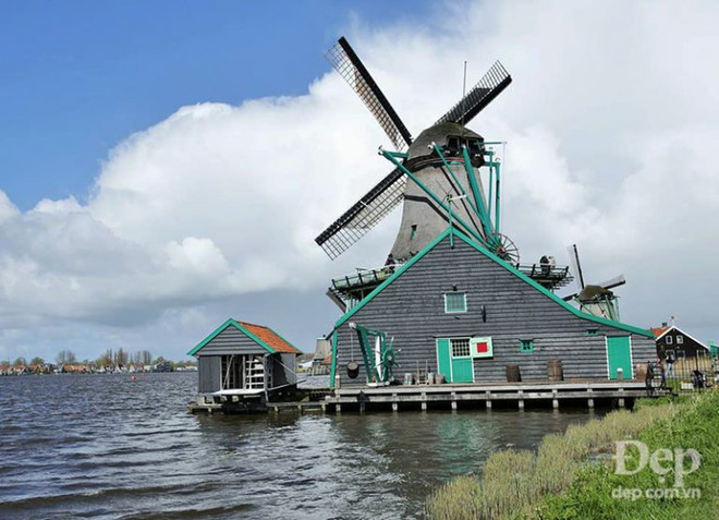 Khám phá ngôi làng cối xay gió độc nhất thế giới ở Hà Lan ảnh 3
