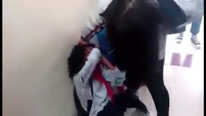 Quảng Ninh đình chỉ điều hành hiệu trưởng vụ học sinh đánh bạn ảnh 1