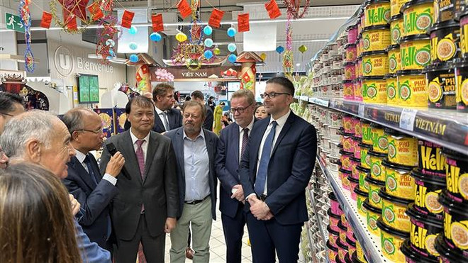 Quảng bá hàng Việt Nam tại hệ thống siêu thị Système U của Pháp ảnh 2