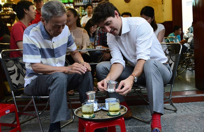 Khoảnh khắc bình dị tạo nên hình tượng soái ca của Thủ tướng Canada ảnh 2