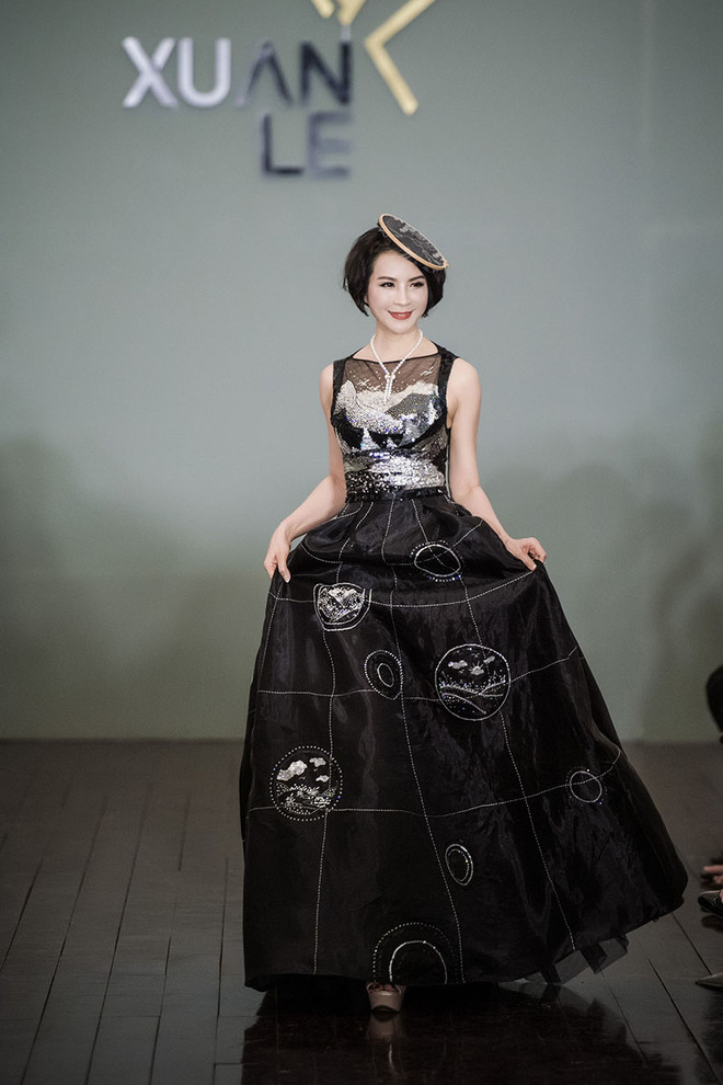 Heart’n Hands và câu chuyện 22 thợ khuyết tật, 33.000 viên đá quý ảnh 1