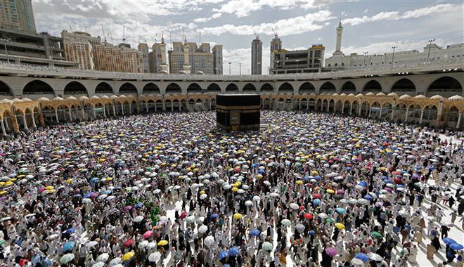 Saudi Arabia dừng cấp thị thực cho người hành hương tới Mecca ảnh 1