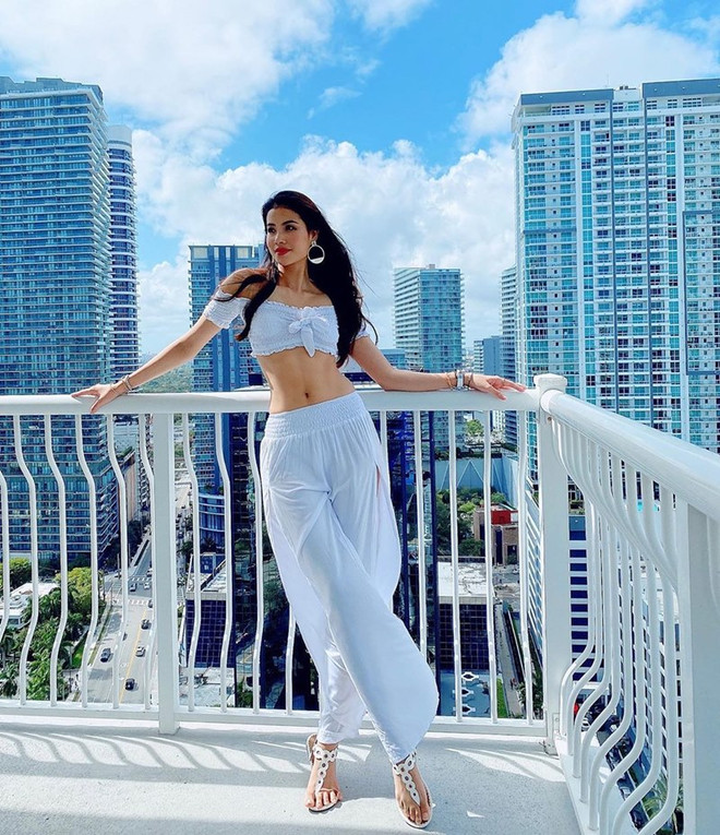 Hoàng Thùy Linh, Phí Phương Anh dẫn đầu top sao mặc đẹp tuần qua ảnh 5