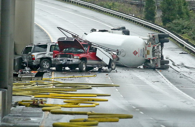 Đâm xe bồn chở dầu tại CHDC Congo, ít nhất 50 người tử vong ảnh 1
