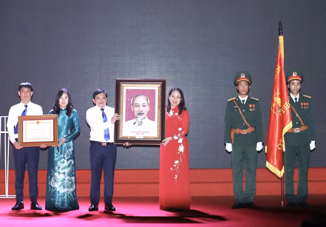Trường Lê Duẩn - Vườn ươm cán bộ quản lý tương lai cho Thủ đô ảnh 3
