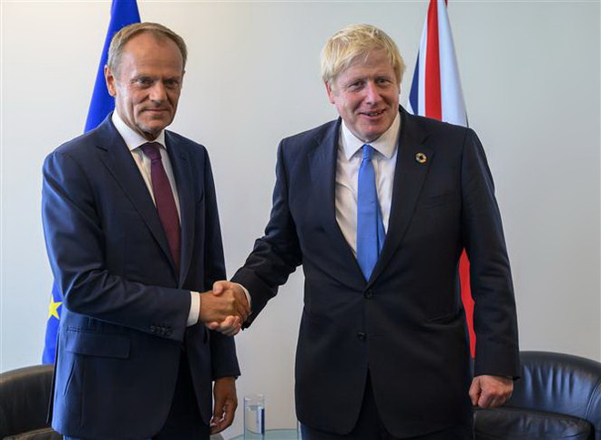 Trận Waterloo của Thủ tướng Anh Johnson trong cuộc chiến Brexit ảnh 1