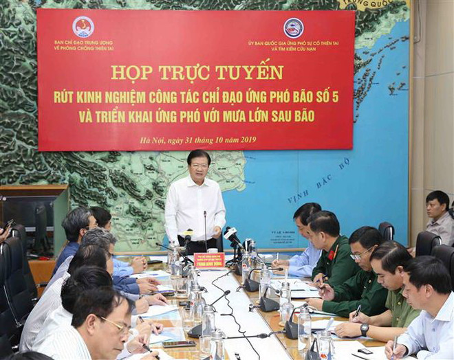 Phó Thủ tướng Trịnh Đình Dũng: Tập trung khắc phục hậu quả bão số 5 ảnh 1