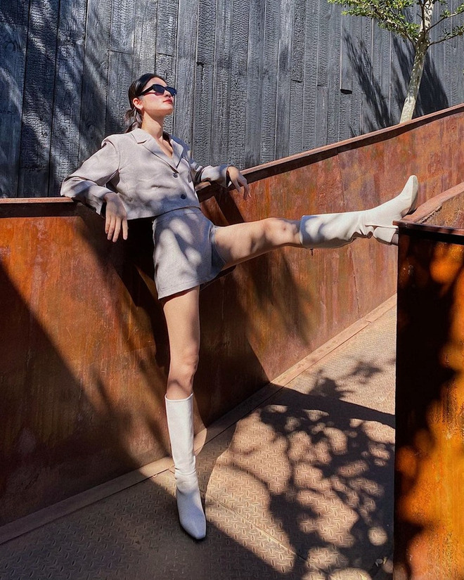 Mix đồ trung tính "đỉnh" như street style của dàn sao Việt ảnh 8