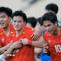U22 Việt Nam quyết thắng U22 Thái Lan, giành huy chương Vàng SEA Games 33. (Ảnh: Minh Quyết/TTXVN)