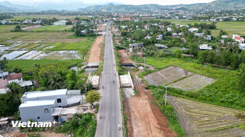 Dự án nâng cấp, cải tạo Quốc lộ 14B đoạn qua thành phố Đà Nẵng bị chậm tiến độ nghiêm trọng. (Ảnh: Thanh Phong/Vietnam+)