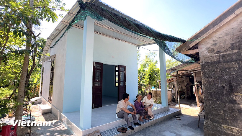 Ngôi nhà mới khang trang của bà Phạm Thị Huệ tại xã Vinh Hưng, thành phố Huế. (Ảnh: Thanh Phong/Vietnam+)