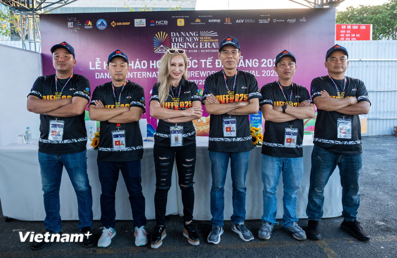 Các thành viên Đội Việt Nam 1 (Đà Nẵng). (Ảnh: Thanh Phong/Vietnam+)