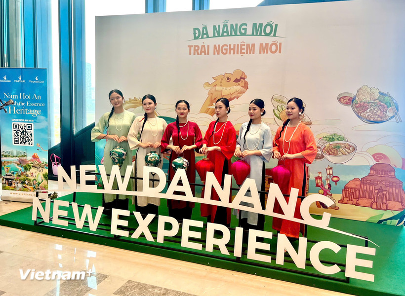 Họp báo công bố chương trình "Đà Nẵng mới - Trải nghiệm mới". (Ảnh: Thanh Phong/Vietnam+)
