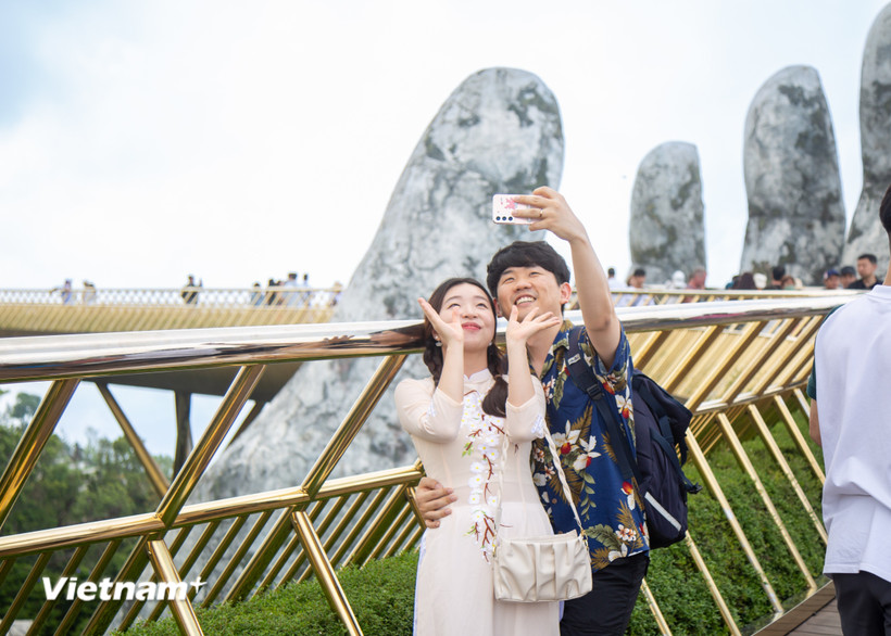 Ngành du lịch thành phố Đà Nẵng tổ chức chương trình "Tri ân du khách Hàn Quốc" với nhiều hoạt động hấp dẫn. (Ảnh: PV/Vietnam+)