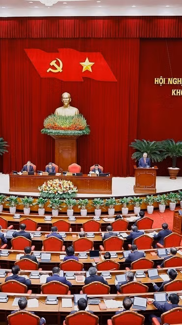 Tổng Bí thư Tô Lâm phát biểu khai mạc Hội nghị lần thứ hai Ban Chấp hành Trung ương Đảng khóa XIV. (Ảnh: Doãn Tấn/TTXVN)