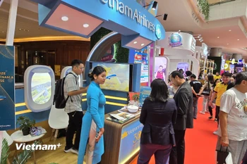 Gian hàng của Việt Nam Airline tại ASTINDO Indonesia 2025. (Ảnh: Đỗ Quyên-Minh Thái/Vietnam+)