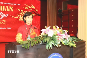 Tổng Lãnh sự Việt Nam tại Hong Kong và Macau Lê Đức Hạnh phát biểu tại chương trình. (Ảnh: Xuân Vịnh/TTXVN)