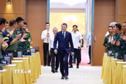 Thủ tướng Lê Minh Hưng dự Lễ tuyên dương Đoàn công tác Quân đội nhân dân Việt Nam và Công an Nhân dân Việt Nam hỗ trợ Venezuela khắc phục hậu quả động đất. (Ảnh: Dương Giang/TTXVN)