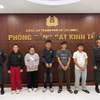 Các đối tượng bị bắt giữ tại Cơ quan Công an Thành phố Hồ Chí Minh. (Ảnh: CA Thành phố Hồ Chí Minh cung cấp)