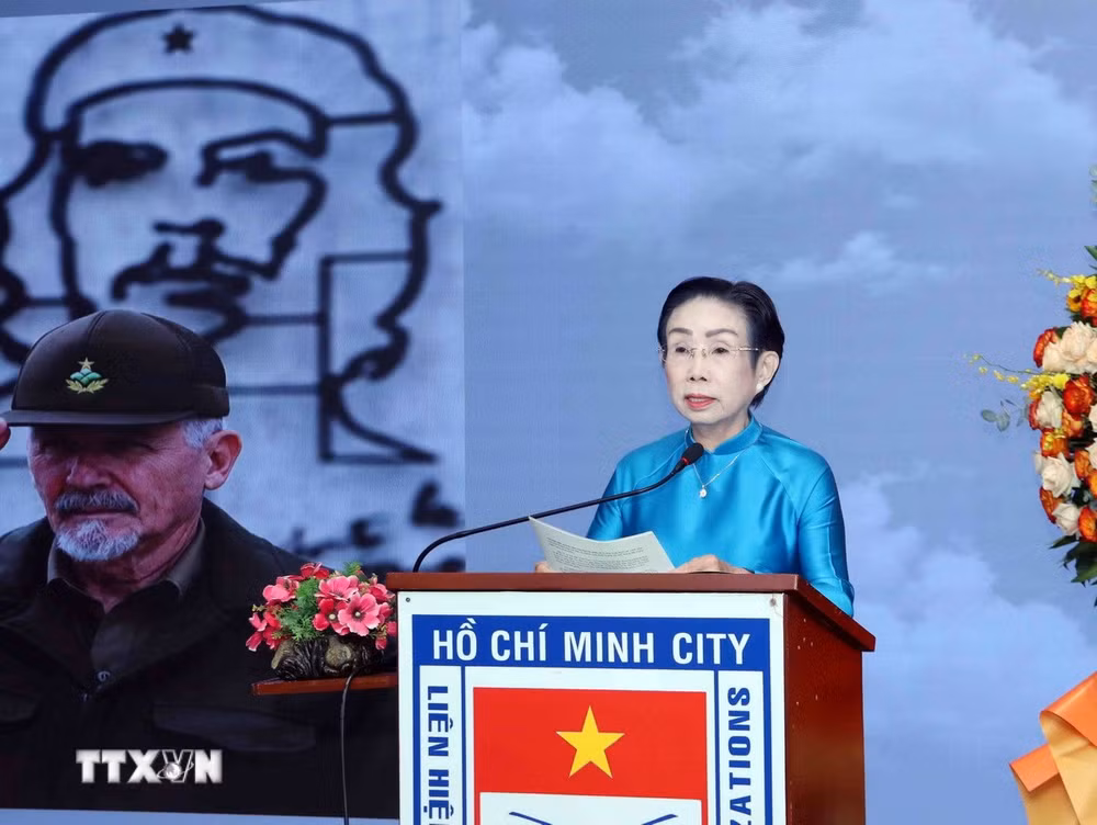 ttxvn-ky-niem-73-nam-cuoc-tien-cong-phao-dai-moncada-cua-nhan-dan-cuba-1.jpg