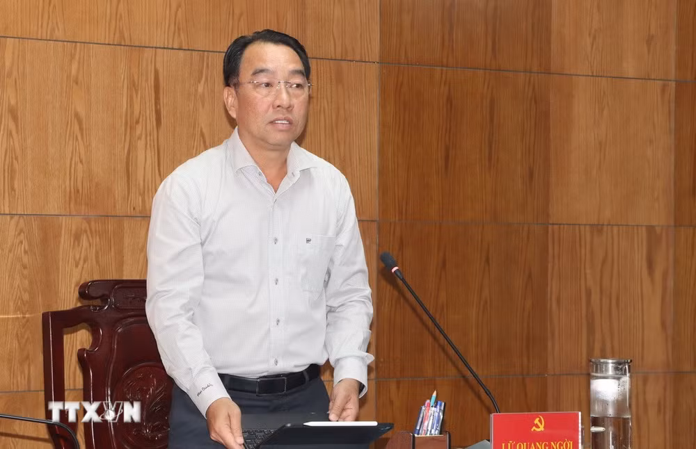 ttxvn-doan-kiem-tra-giam-sat-so-231-dang-bo-tinh-ca-mau-5.jpg