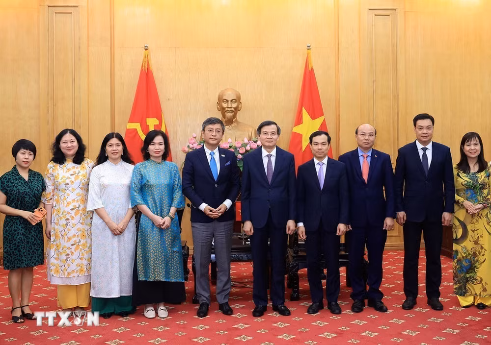 ttxvn-giam-doc-hoc-vien-chinh-tri-quoc-gia-ho-chi-minh-tiep-dai-su-an-do-tai-viet-nam-1.jpg