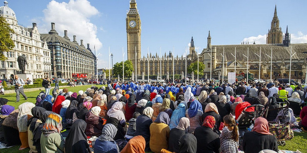 Chính phủ Anh công bố định nghĩa mới về hành vi thù địch với người Hồi giáo  | Vietnam+ (VietnamPlus)
