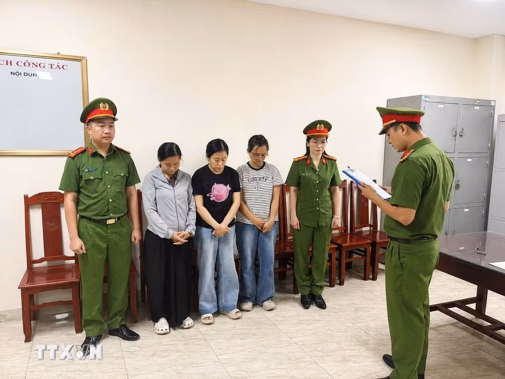 ttxvn-khoi-to-9-bi-can-ho-so-thi-nghiem-vat-lieu-xay-dung-va-mua-ban-hoa-don-2.jpg