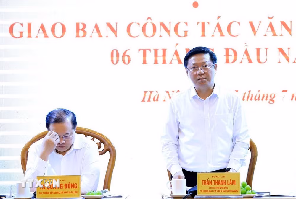 ttxvn-giao-ban-cong-tac-van-hoa-van-nghe-6-thang-dau-nam-2026-2.jpg