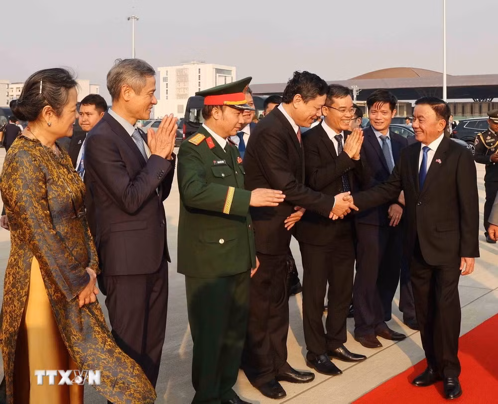 ttxvn-thuong-truc-ban-bi-thu-ket-thuc-chuyen-tham-vuong-quoc-campuchia-4.jpg