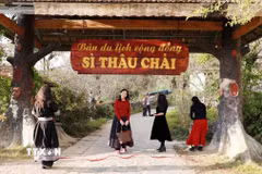 Những năm gần đây, Sì Thâu Chải là điểm thu hút đông đảo du khách trong và ngoài nước đến tham quan. (Ảnh: Quý Trung/TTXVN)