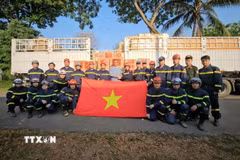 Bộ Công an Việt Nam trao tặng gần 3 tấn hàng cứu trợ cho Myanmar