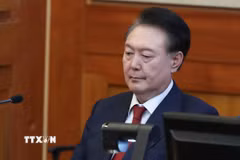 Tổng thống Hàn Quốc bị luận tội Yoon Suk-yeol tại phiên điều trần của Tòa án Hiến pháp ở Seoul, ngày 20/2 vừa qua. (Ảnh: Yonhap/TTXVN)