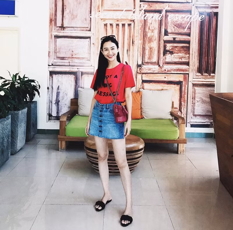Dàn sao Việt lăngxê sắc đen kiêu kỳ trong tuần lễ đầu tiên của năm mới ảnh 18