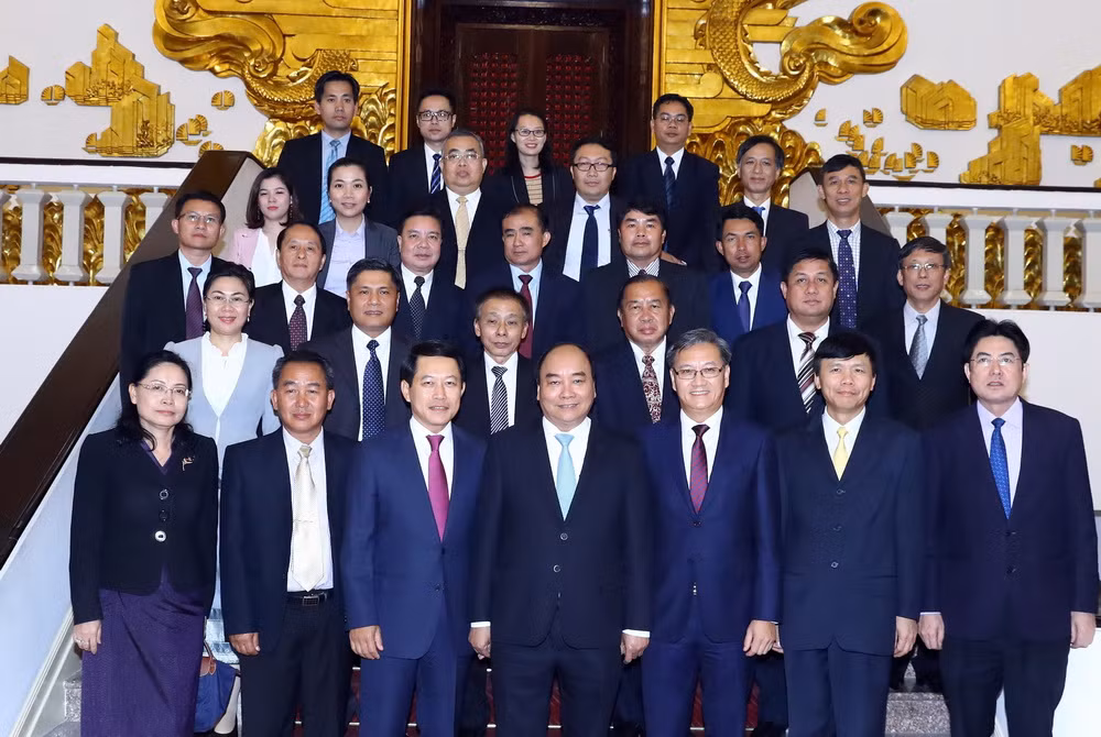 Thủ tướng Nguyễn Xuân Phúc tiếp Bộ trưởng Ngoại giao Lào ảnh 1