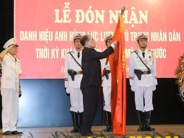 Học viện An ninh đón nhận Danh hiệu Anh hùng lần thứ hai ảnh 1