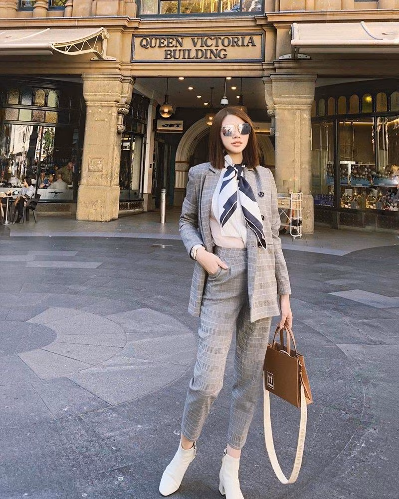Stress style sang chảnh, sành điệu của Thanh Hằng và dàn sao Việt ảnh 18