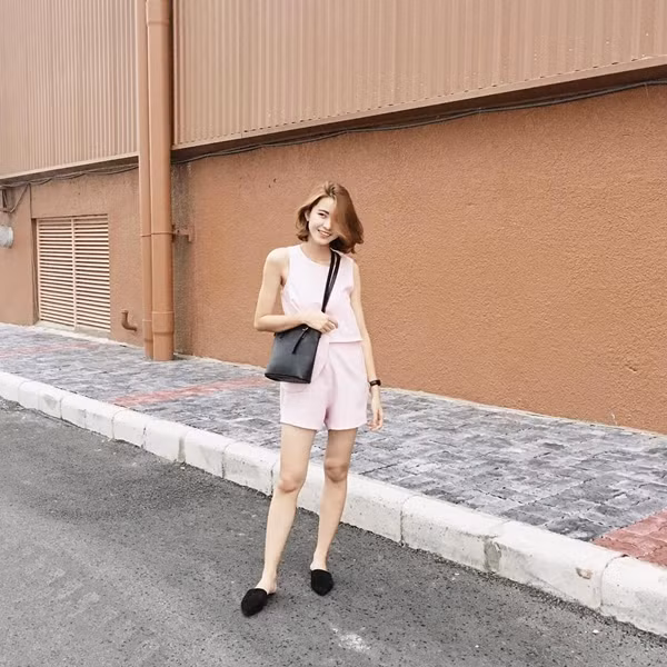 Trang phục đẹp mê hồn của các tín đồ thời trang Việt ngày mát mẻ ảnh 9