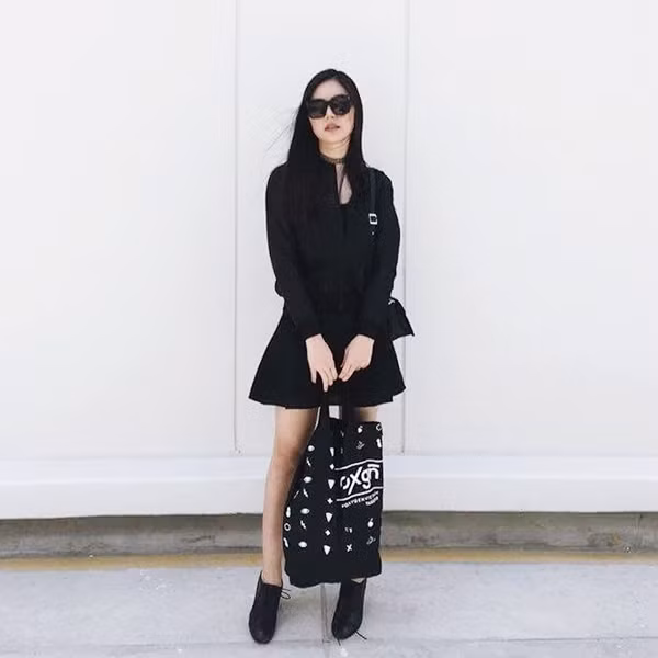 Trang phục đẹp mê hồn của các tín đồ thời trang Việt ngày mát mẻ ảnh 6